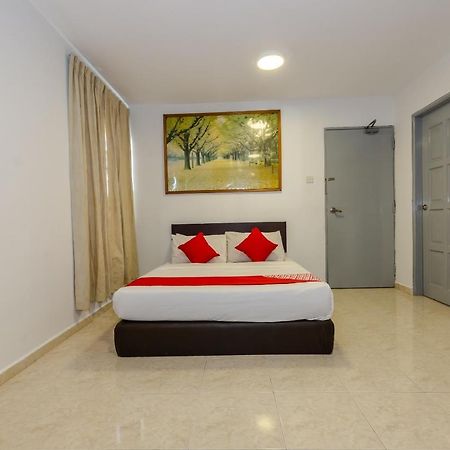 Oyo 1090 Hollitel Hotel Melaka Zewnętrze zdjęcie