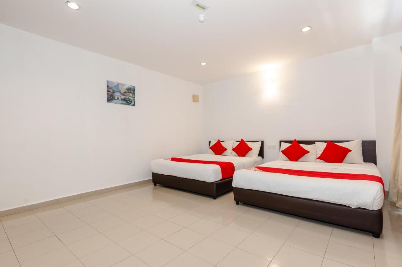 Oyo 1090 Hollitel Hotel Melaka Zewnętrze zdjęcie