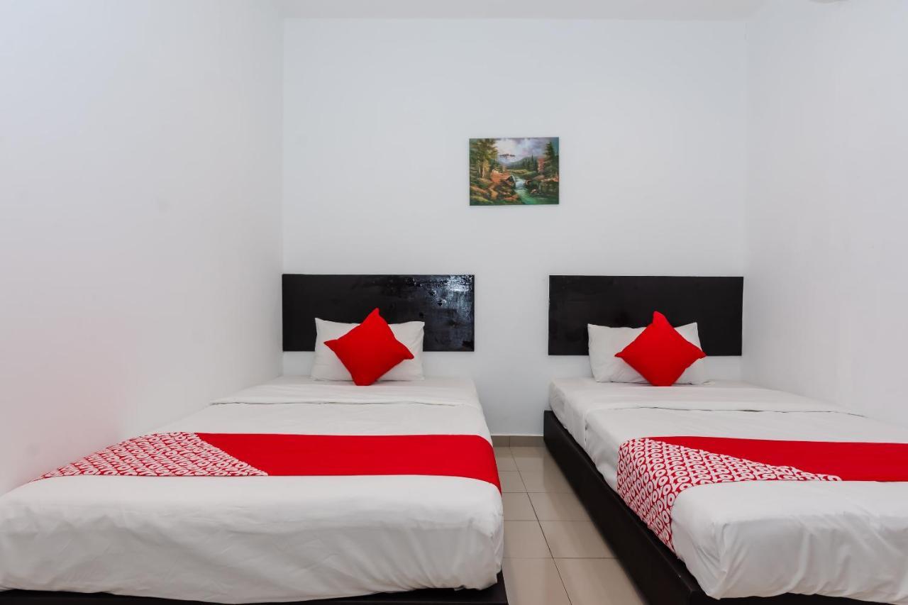 Oyo 1090 Hollitel Hotel Melaka Zewnętrze zdjęcie